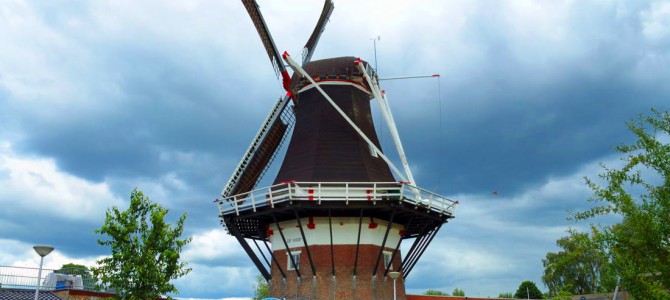 De Hoop korenmolen in Almelo