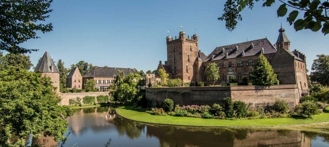 Wandelen Kasteel Huis Bergh